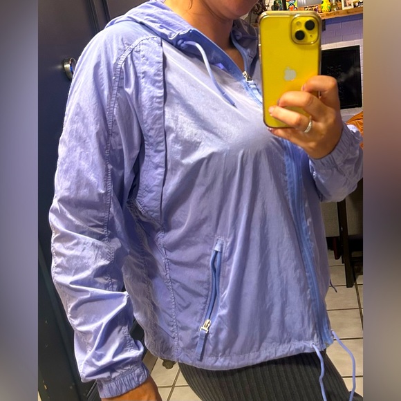 Athleta Women’s Jacket M size.. Purple - Picture 4 of 4